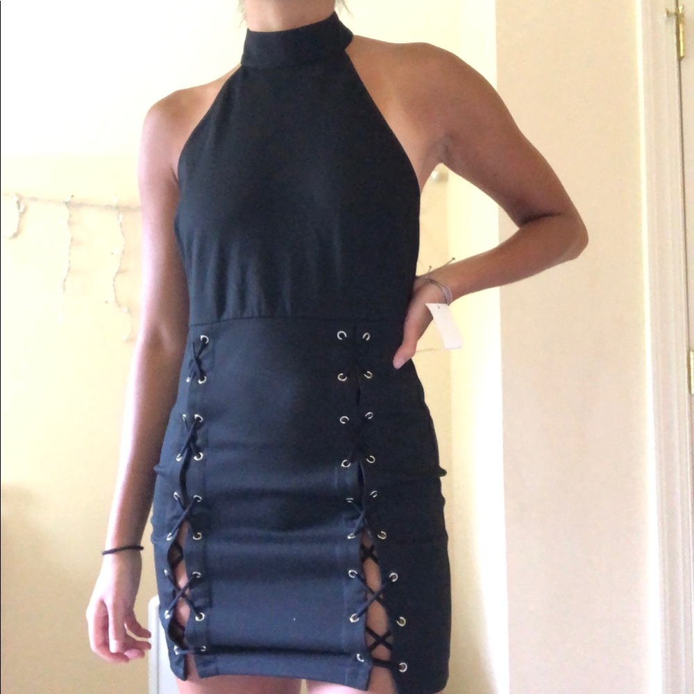 Tobi lace up halter mini dress